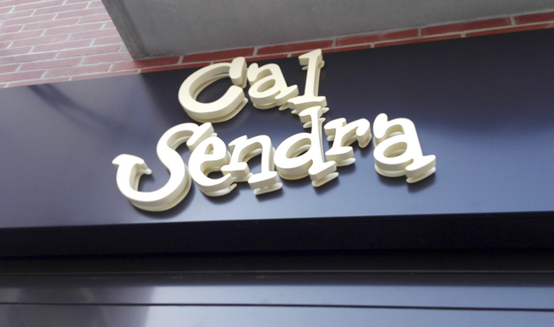 letras relieve pvc led