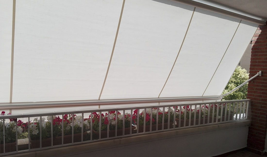 toldo de balcón tarragona